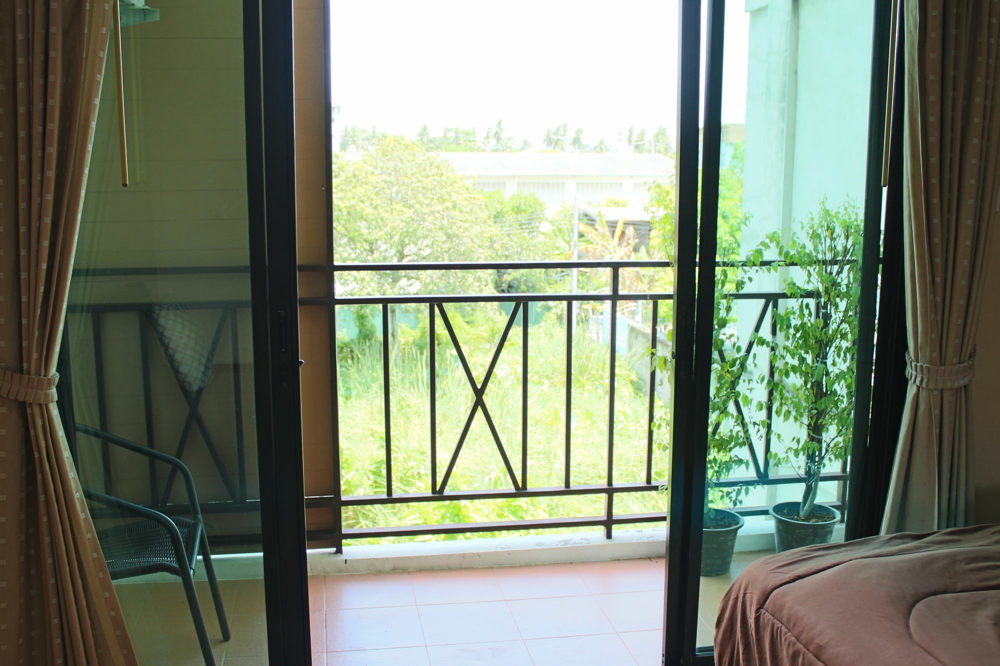 Asia Place Apartment Банкок Екстериор снимка