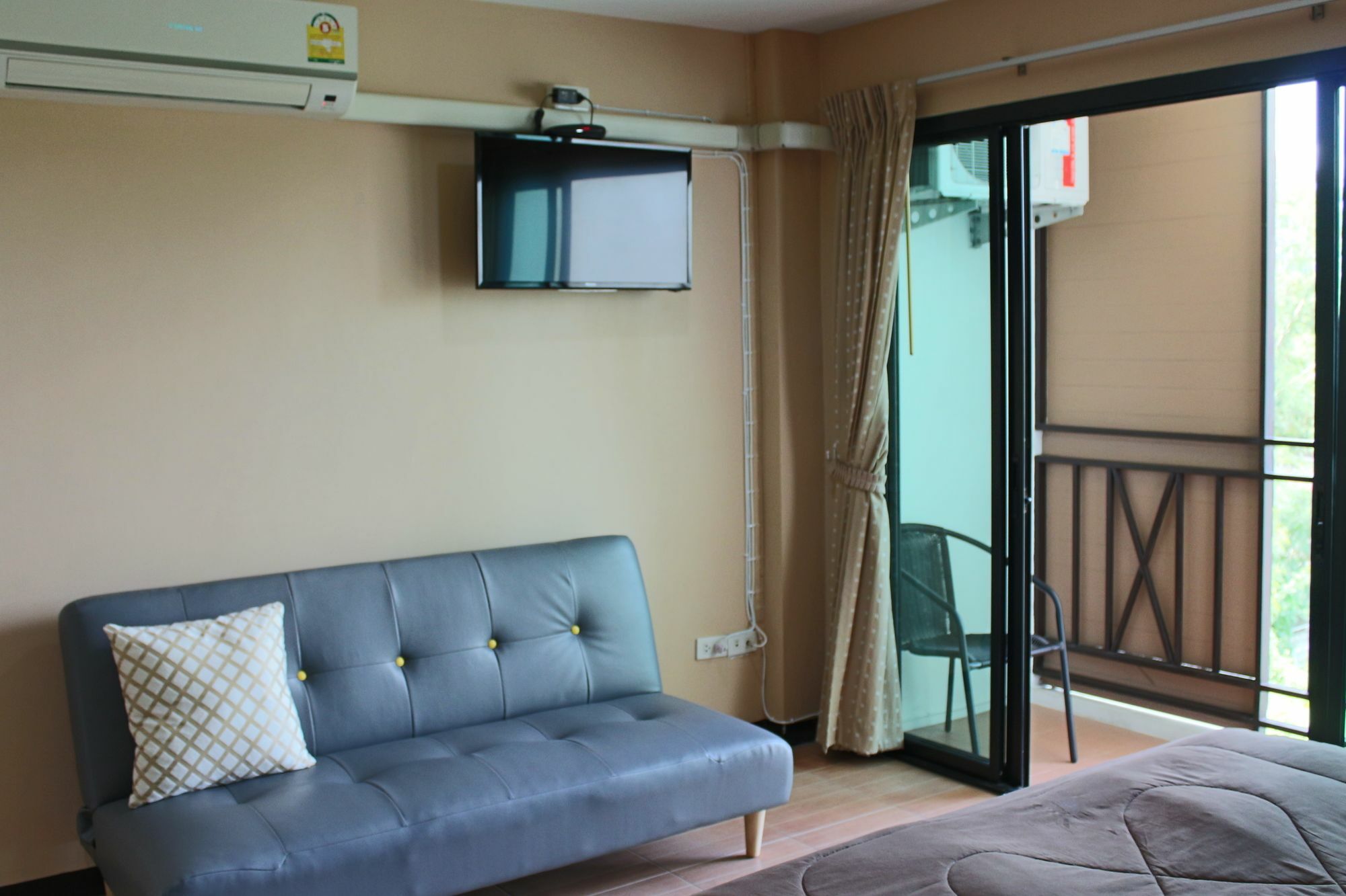 Asia Place Apartment Банкок Екстериор снимка