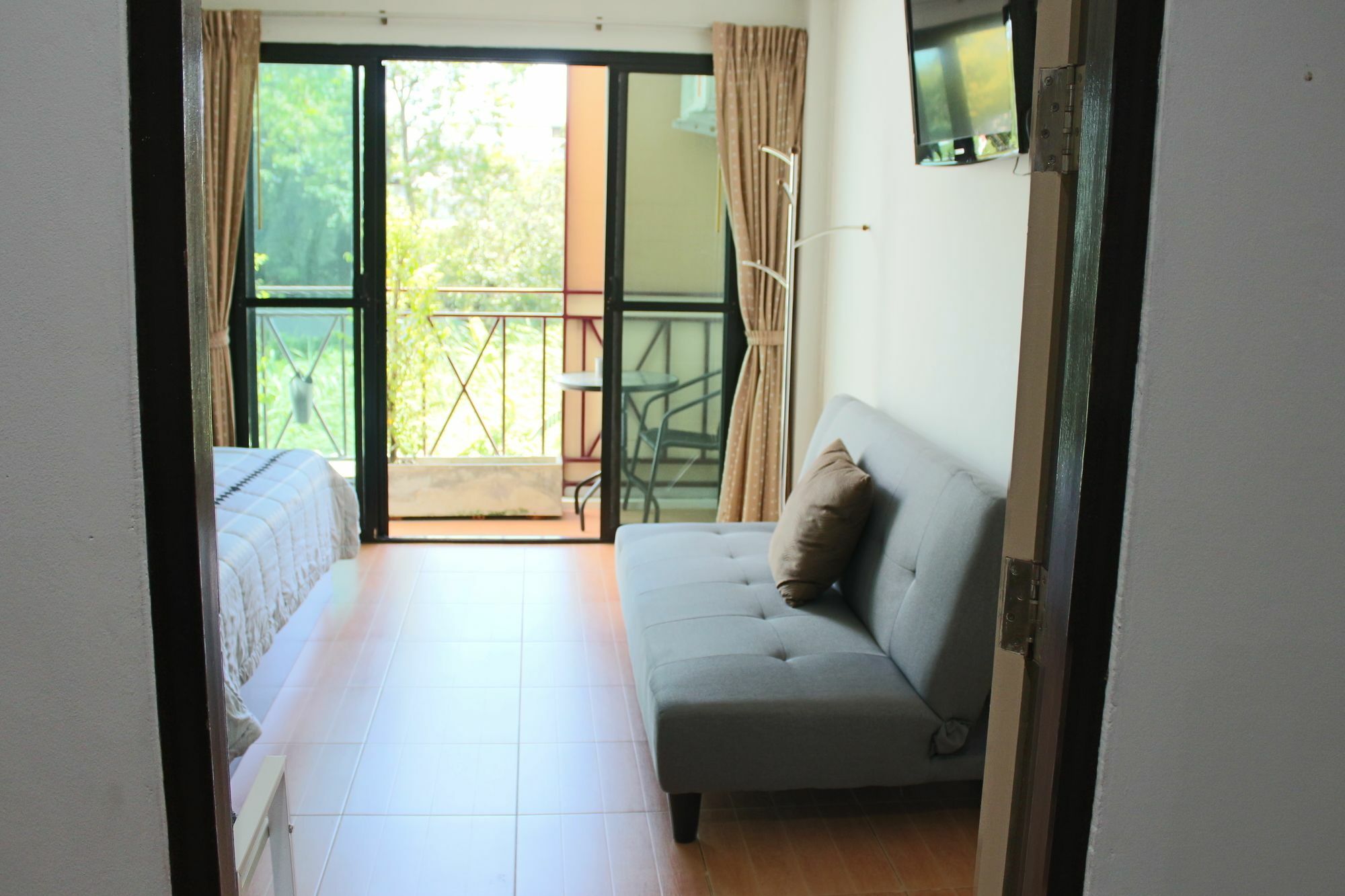 Asia Place Apartment Банкок Екстериор снимка