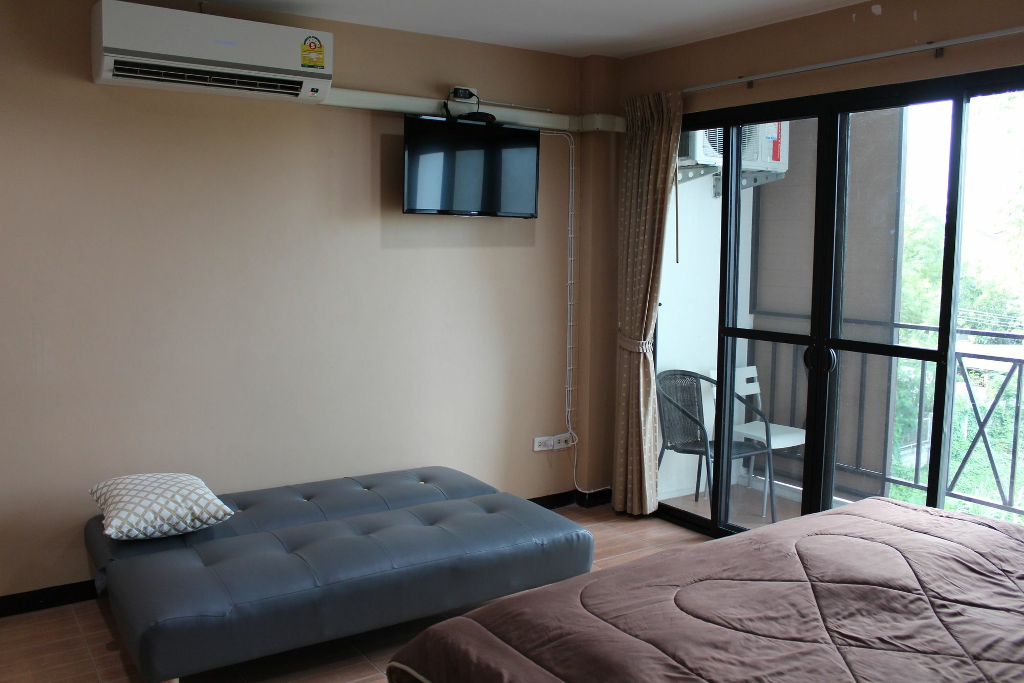 Asia Place Apartment Банкок Екстериор снимка