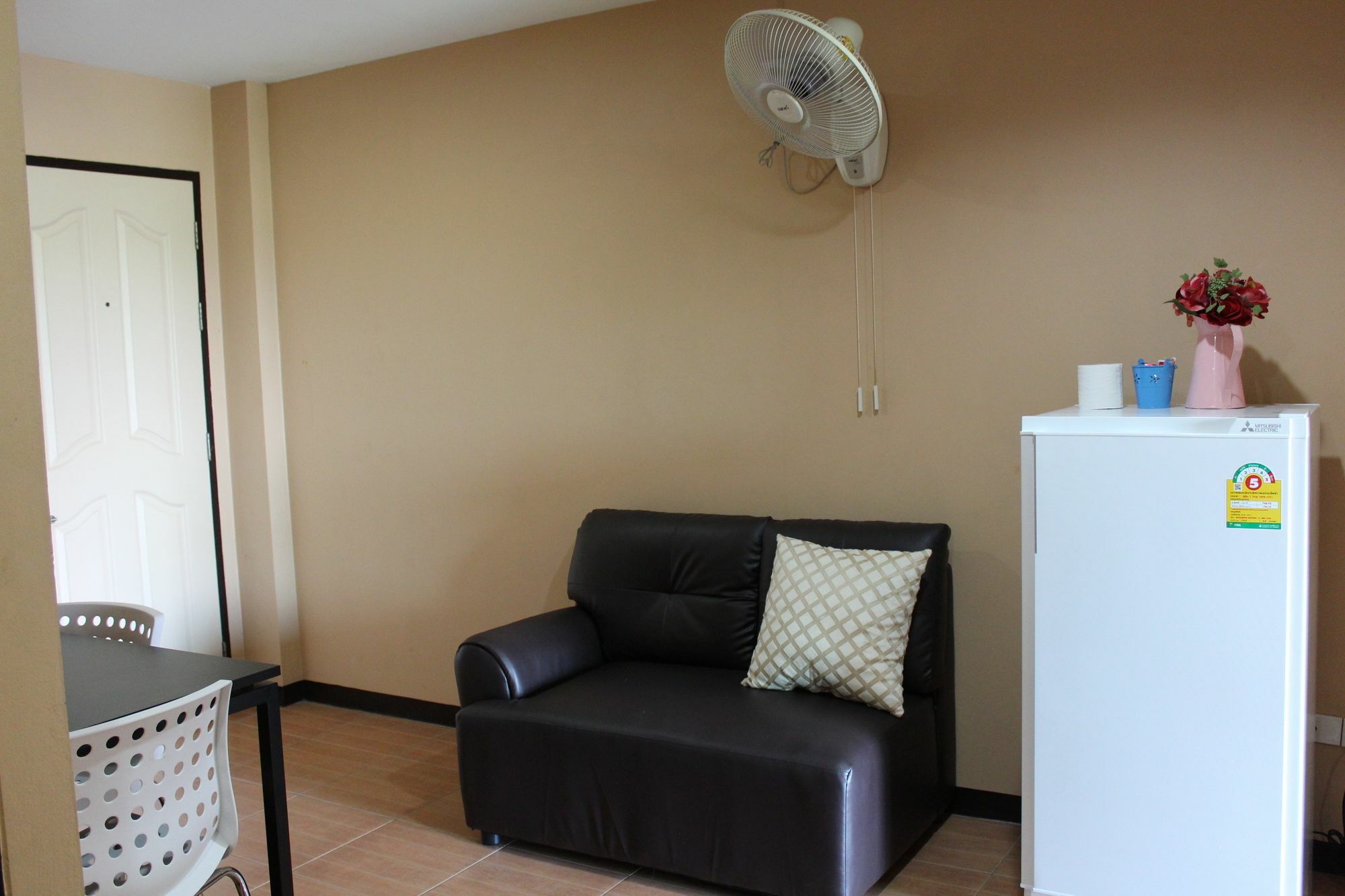 Asia Place Apartment Банкок Екстериор снимка