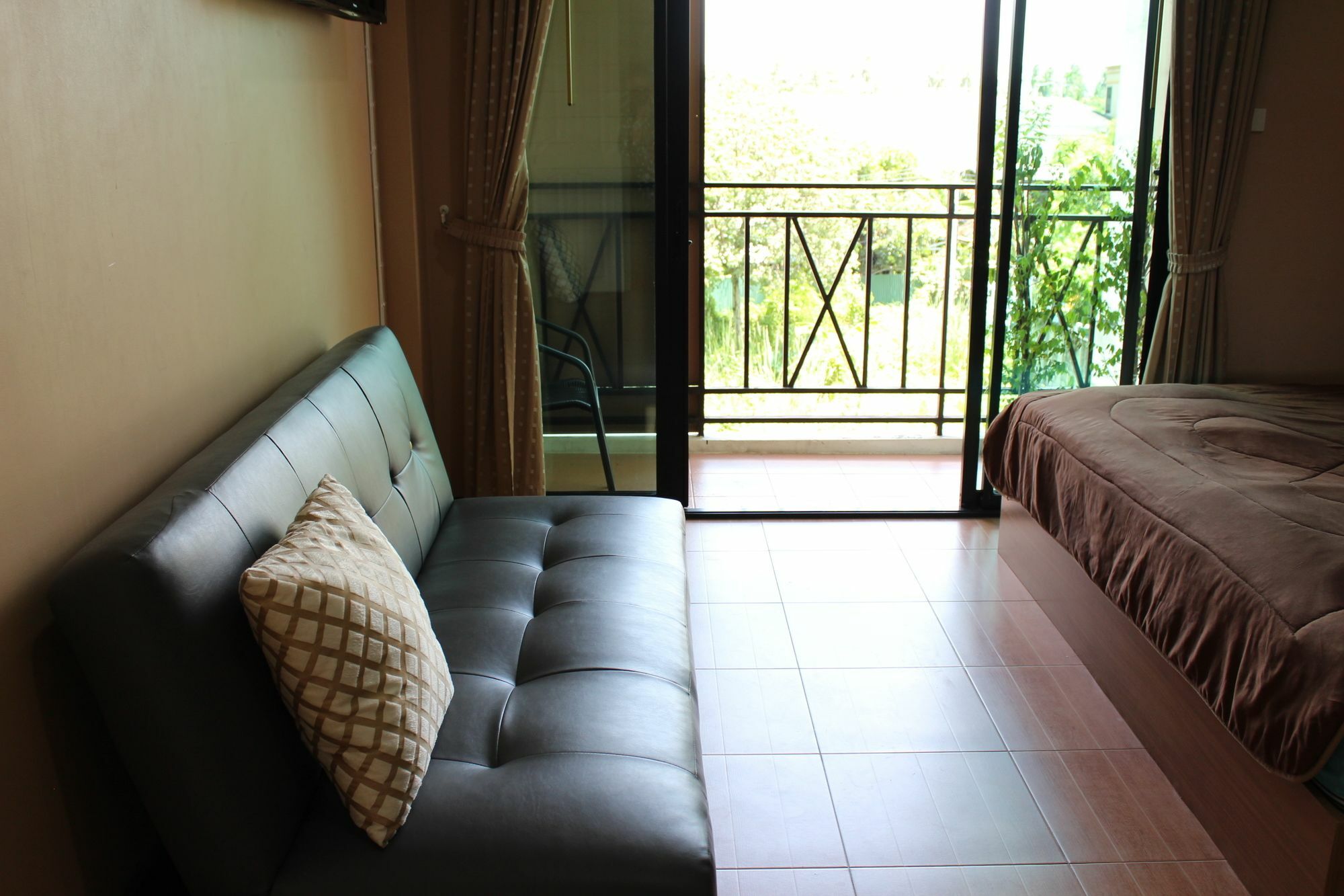 Asia Place Apartment Банкок Екстериор снимка