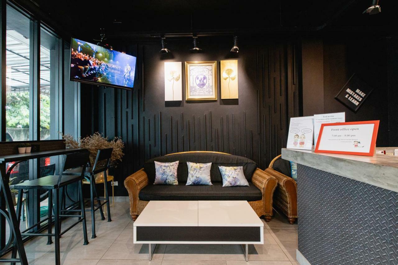 Asia Place Apartment Банкок Екстериор снимка